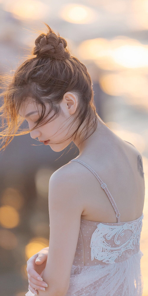 爱游戏app下载-田径赛道风云再起新人挑战纪录，田径运动赛