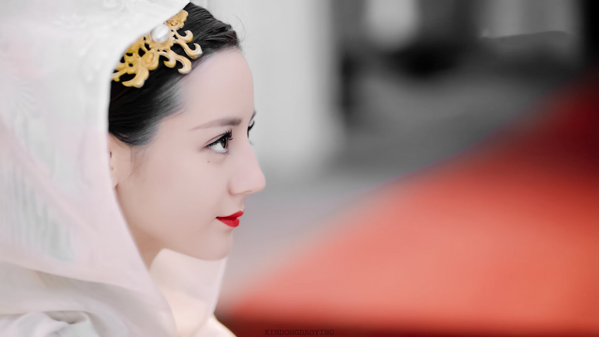 爱游戏娱乐平台-转换防守中节奏调整的优先反应机制，由防守转入进攻时要积极发动快攻