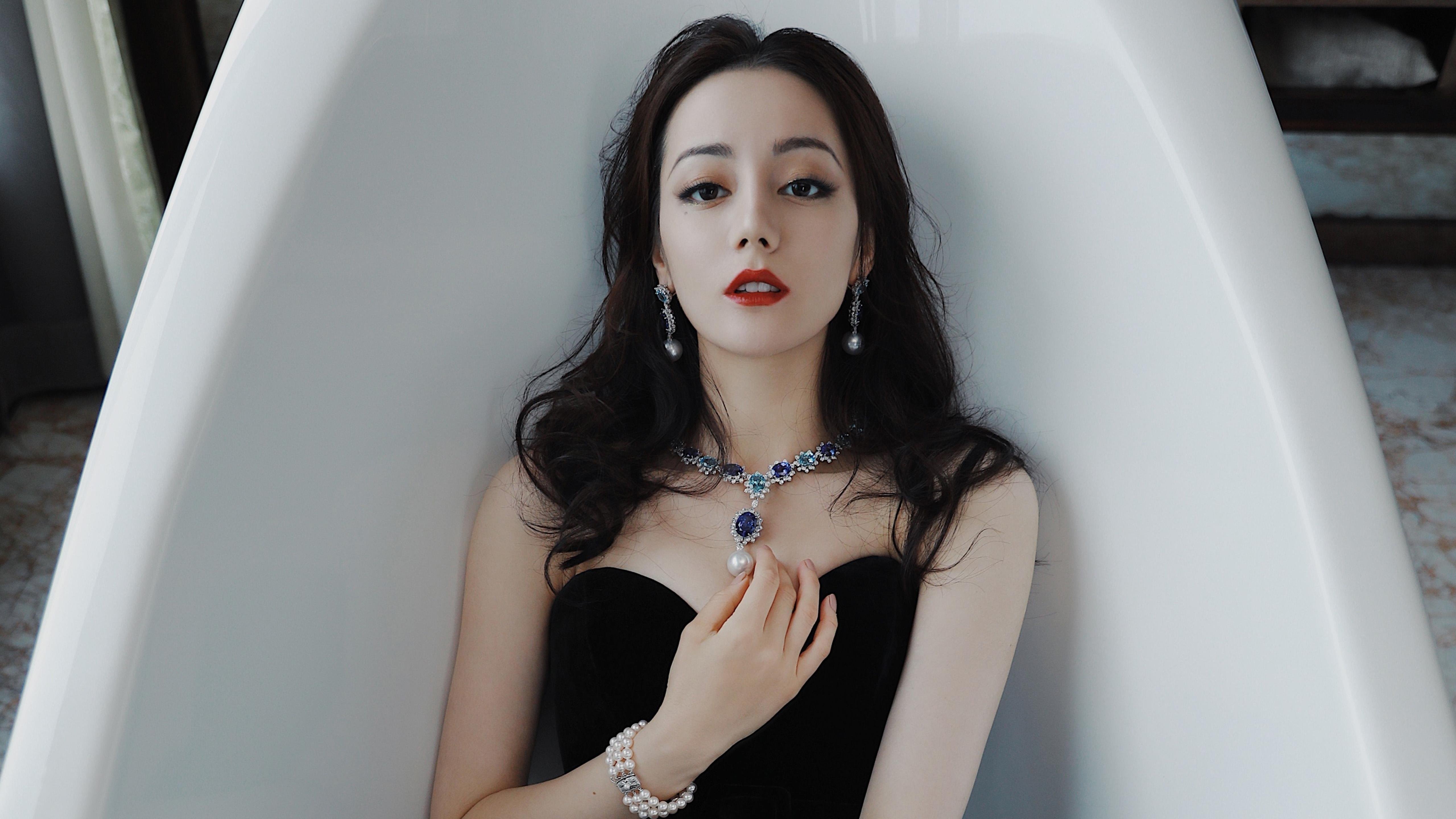 法甲荣耀战：锐利攻势助球队勇夺冠军